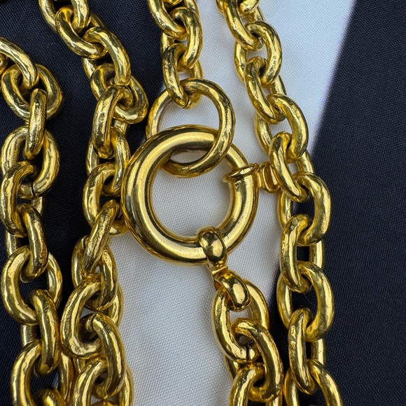 Chanel Vintage Gripoix Necklace 24K Gold Plated - Picture 6 of 6
